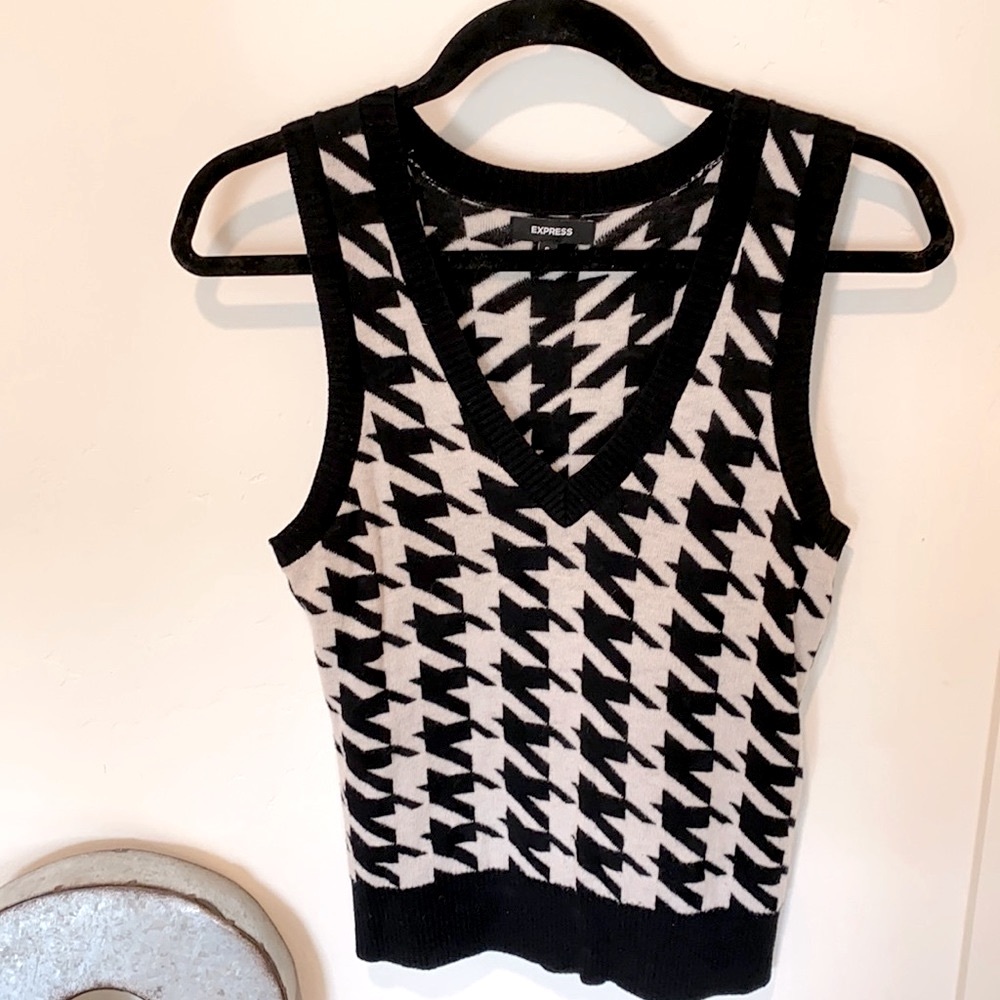 Nerd Alert! EXPRESS sweater vest. S.EUC.